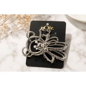 nOir Silver Tone Bear Hair Claw Clip with Faux Pearl Accents NWT